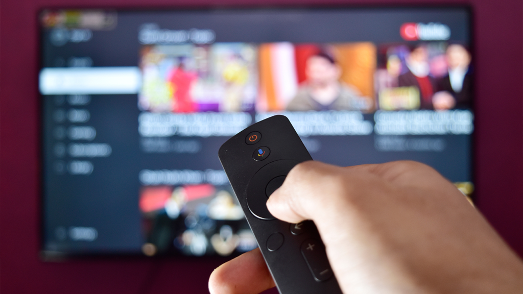 The Benefits of Switching to Live TV Streaming Services