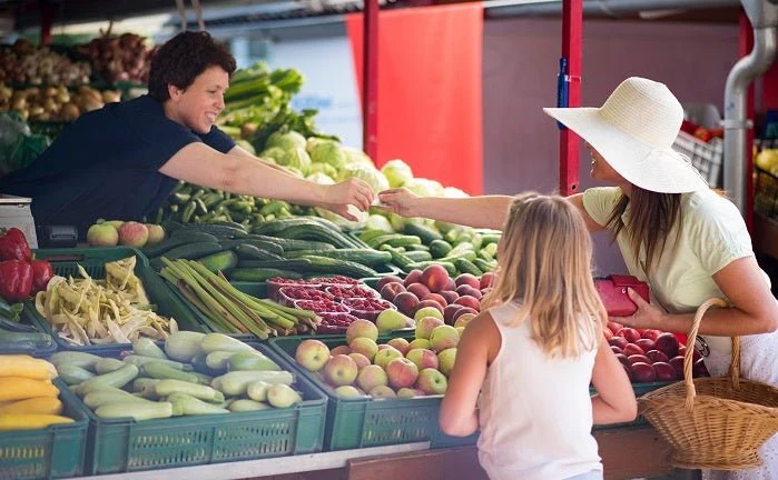 Healthy Eating at the West Shore Farmers Market: A Shopper’s Guide