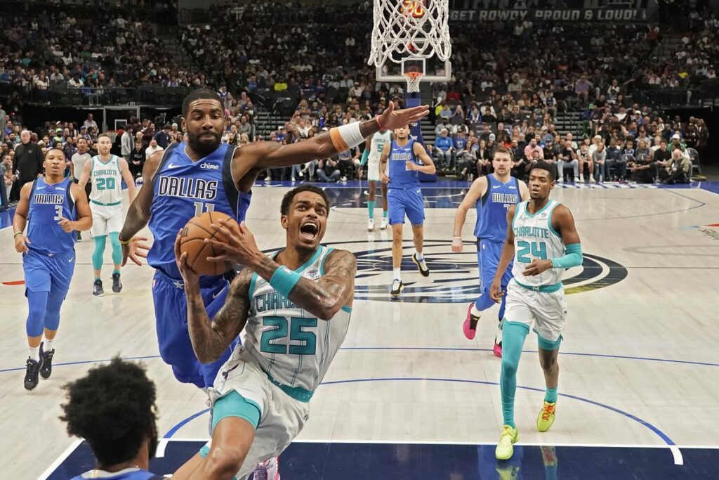 Impact of Key Players on the Dallas Mavericks vs Charlotte Hornets Match